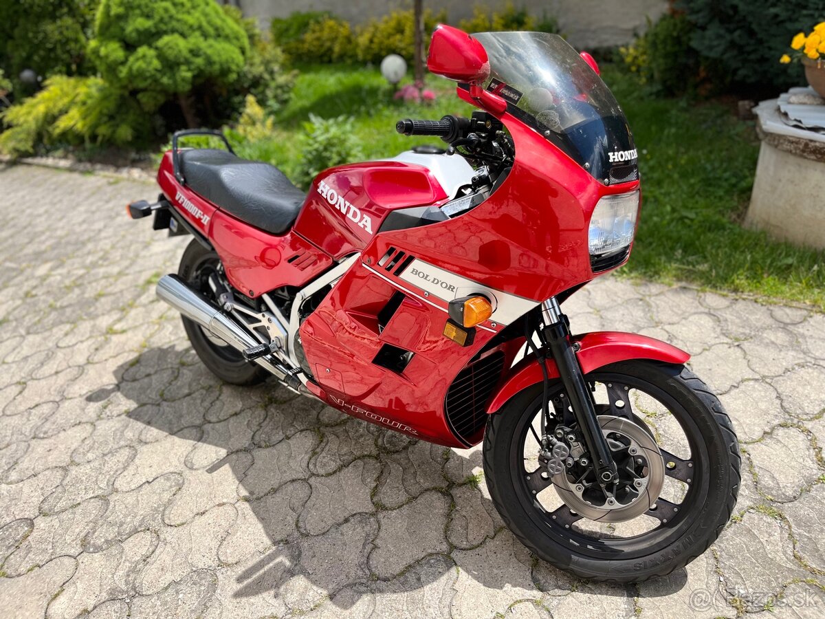 Honda vf 1000 f2