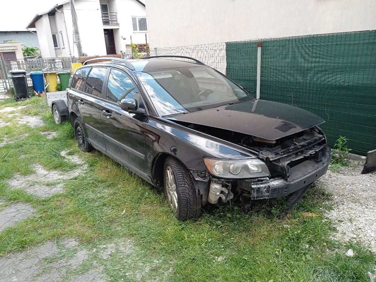 Predám Volvo V50 2.0D