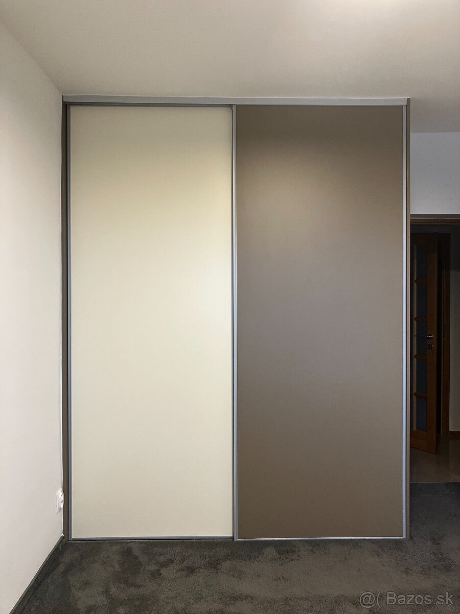 RollDoor