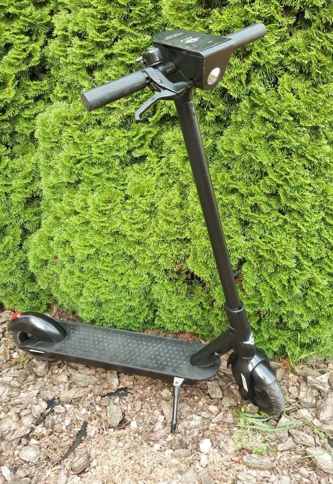 Predám elektrickú kolobežku cierna farba, Mám 2kusy
