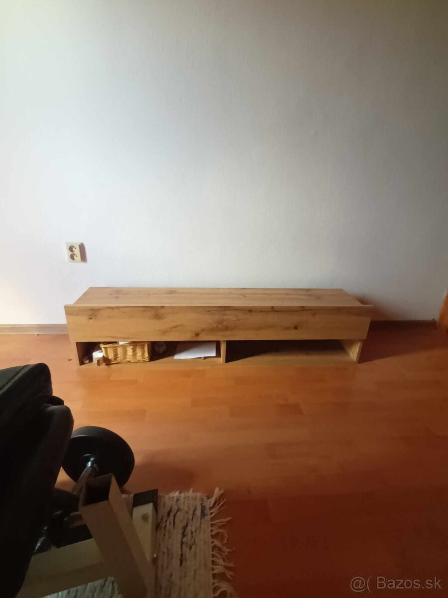 Tv stolik