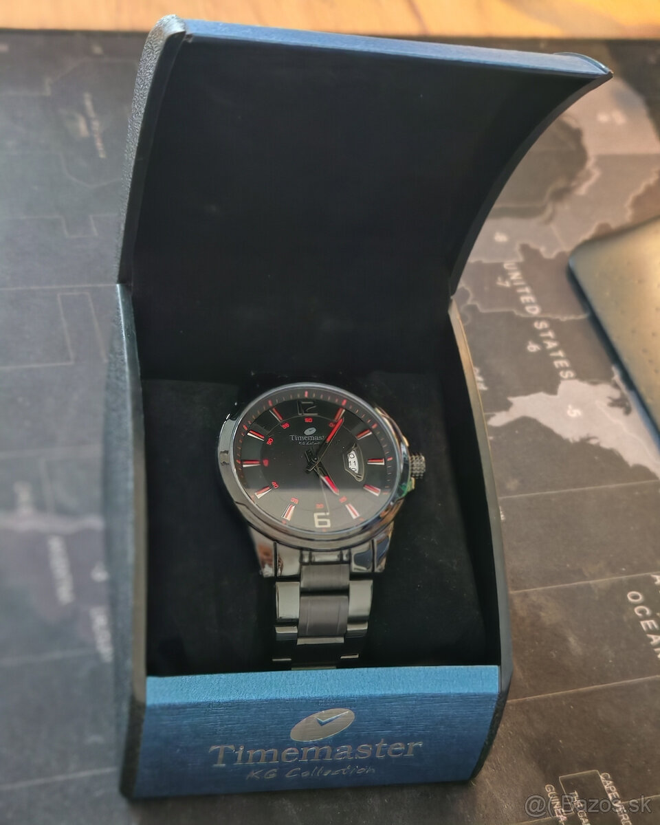 Predám čierne hodinky značky TimeMaster