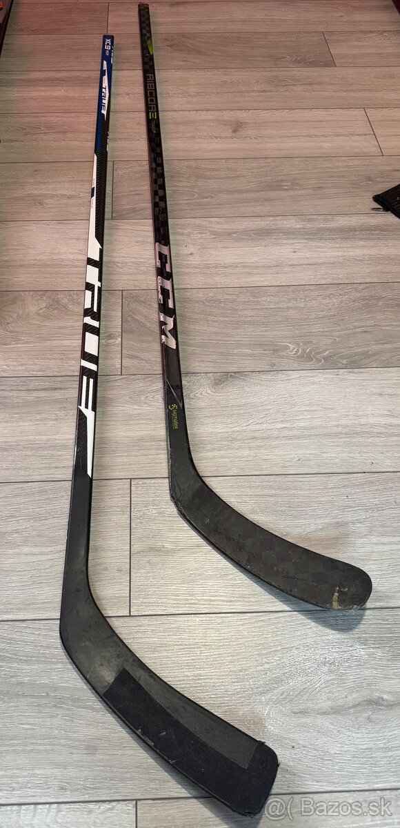 Hokejky TRUE XC9 ACF , CCM Ribcor Trigger 2pro