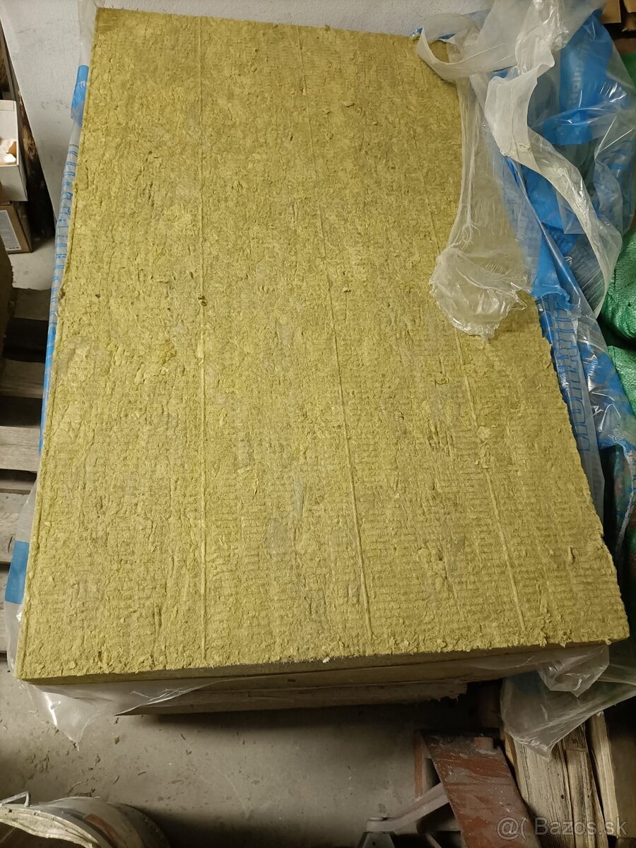 Predám fasádnu sklenú vatu 12 cm