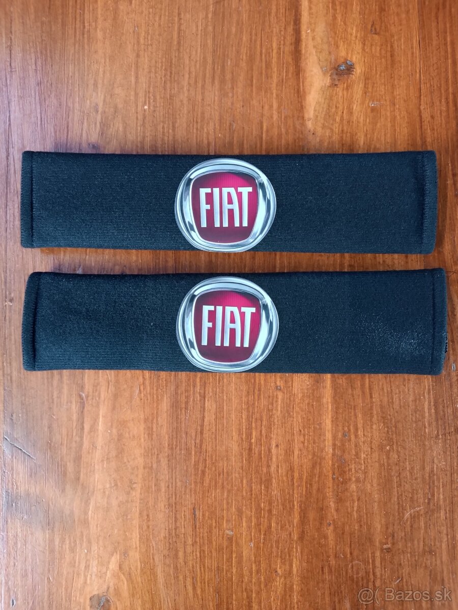 Predám návleky na bezpečnostný pas s logom Fiat