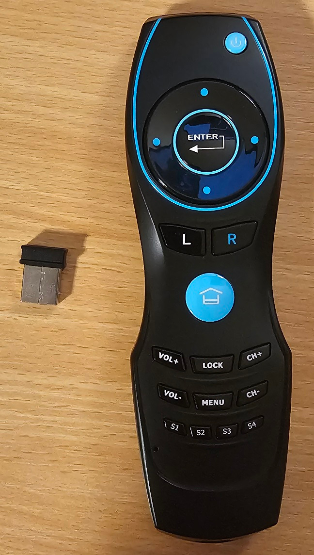 Diaľkové ovládanie k PC s klávesnicou a gyroskopickov