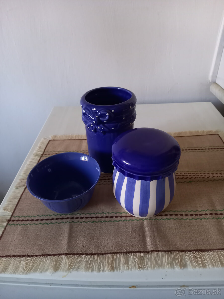 ručne maľovaná keramika modrá