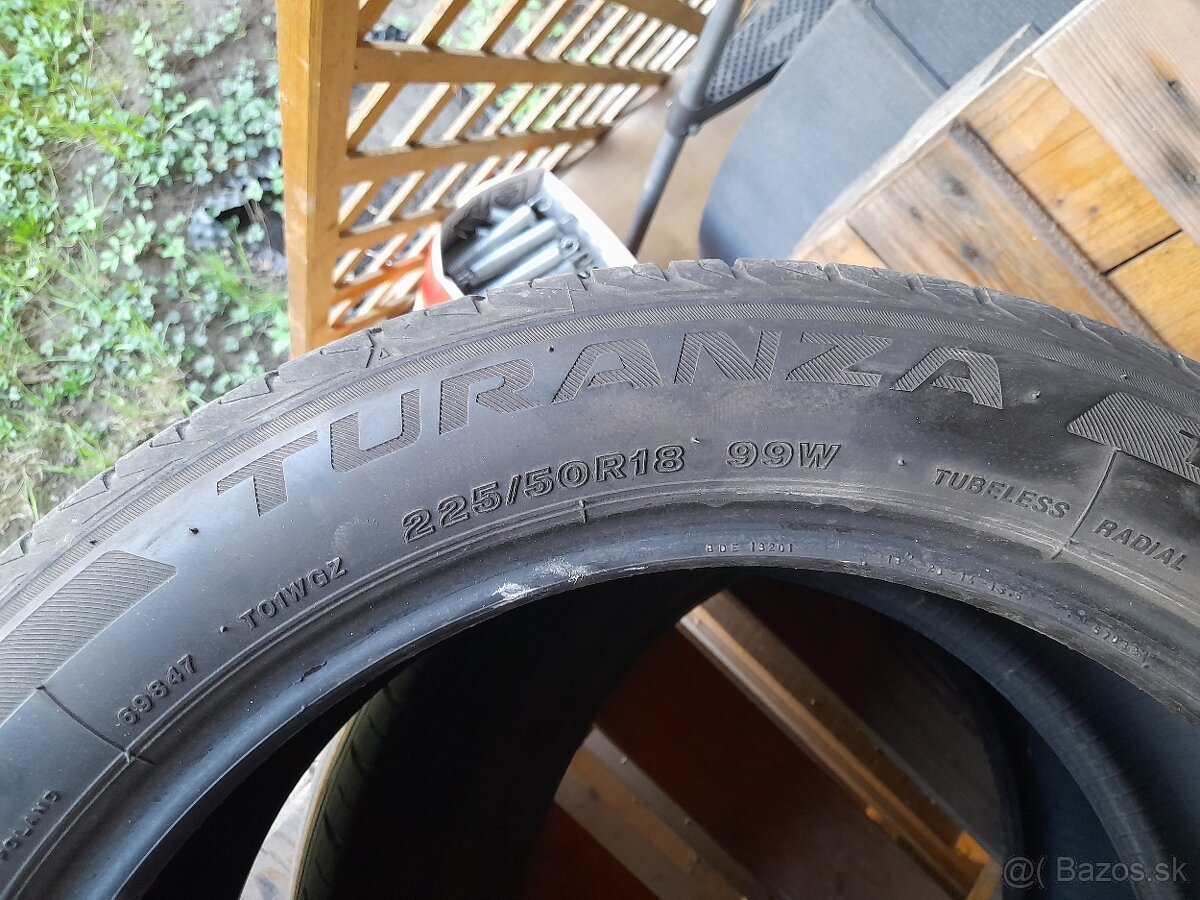 Predam letne pneu Bridgestone 225/50 R18