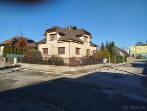 Nadštandardný RD exkluzívne na predaj