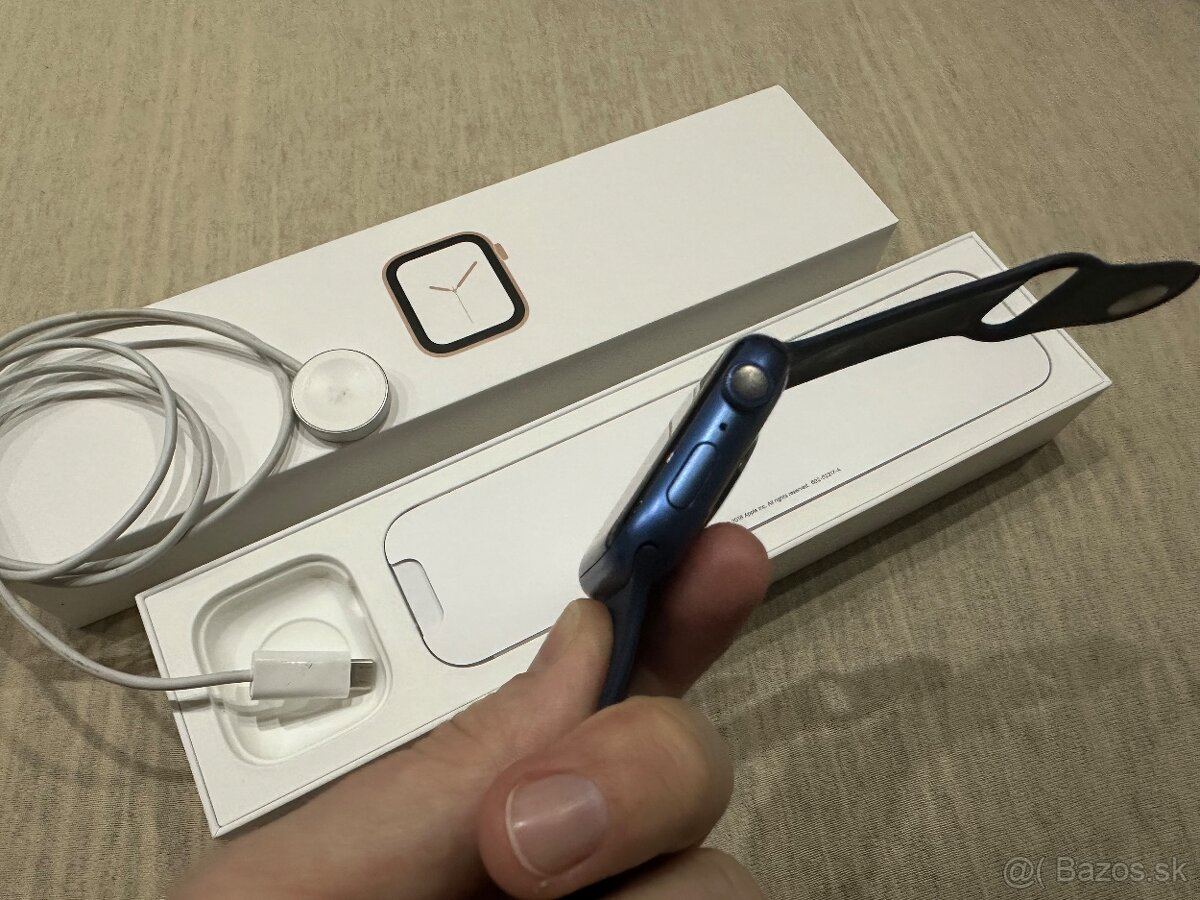 Apple Watch 7, 45mm