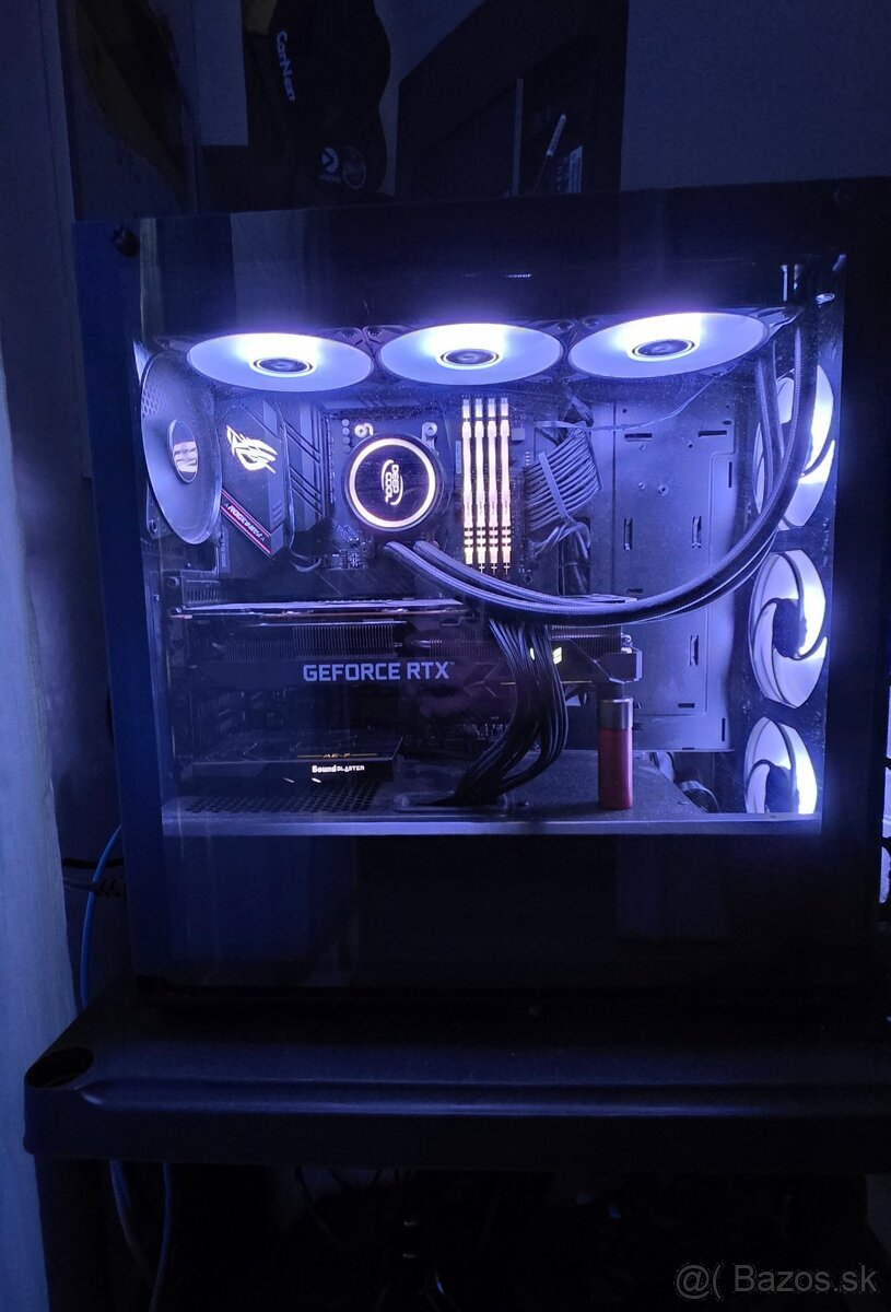RTX 3090/ Ryzen 9 5900x/ 32gb Ram/ 750w zdroj