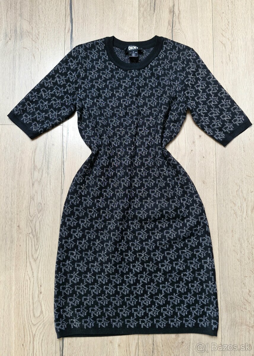 NOVE DKNY monogram cierne sttieborne logovane zimne saty M