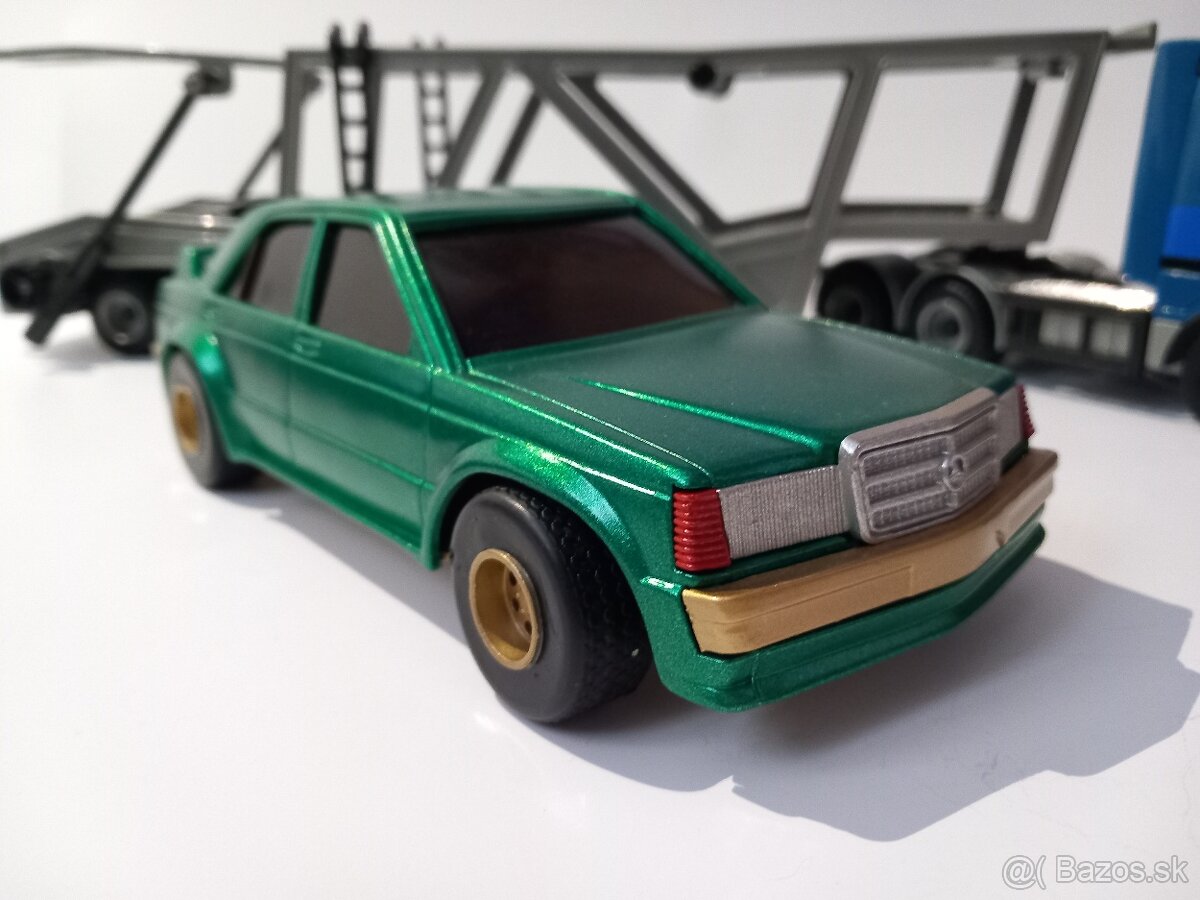 Model auta Mercedes Benz 190E