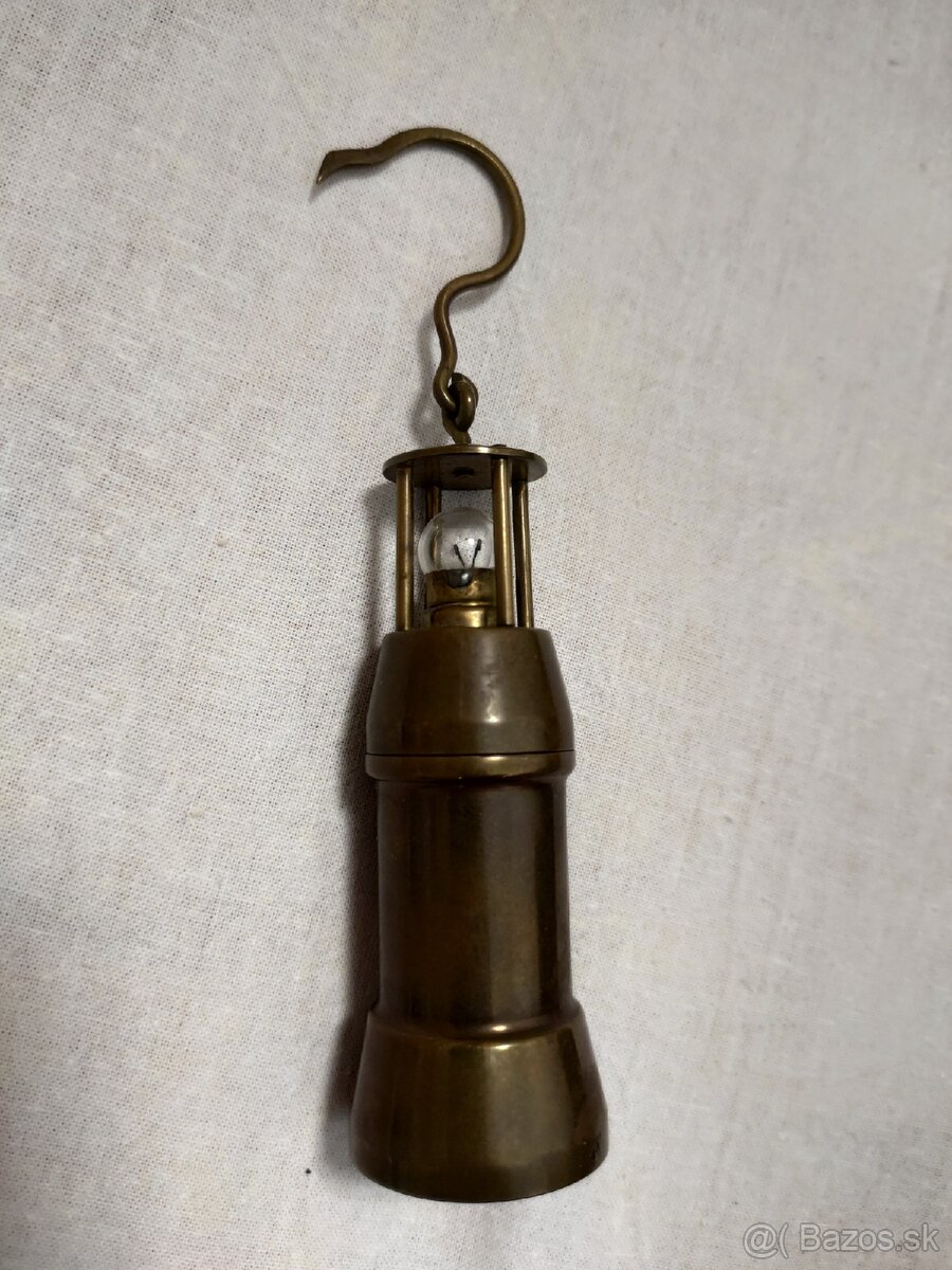 Mosadzný lampášik