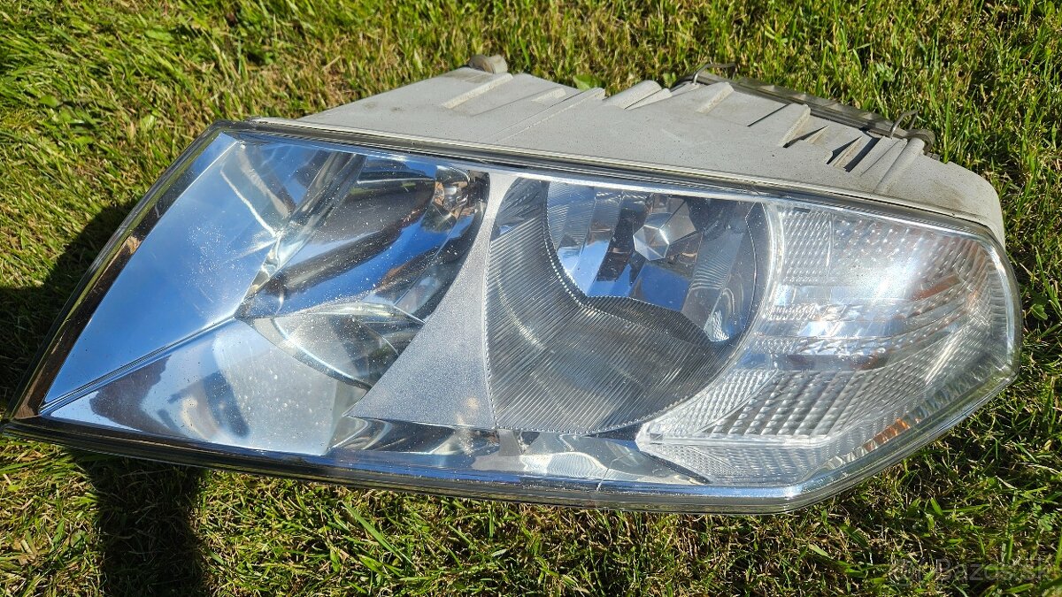 ĽP svetlo Octavia 2, 1Z3