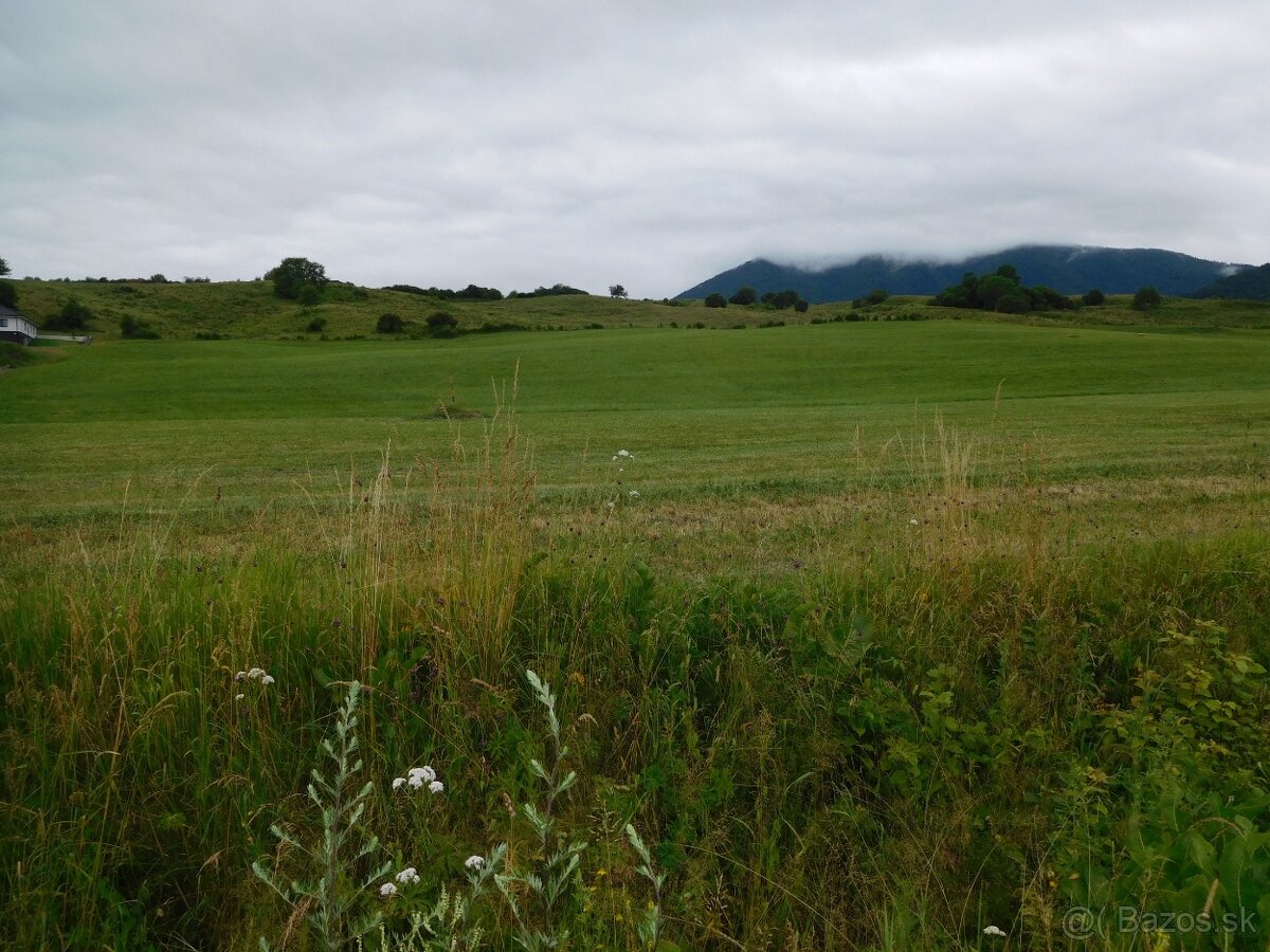 2 stavebné pozemky v obci Veličná. Nová lokalita.