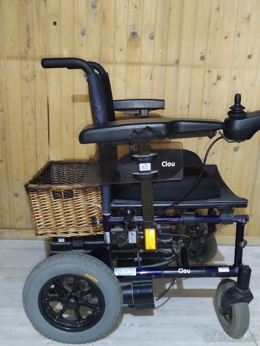 Elektrický invalidný vozik