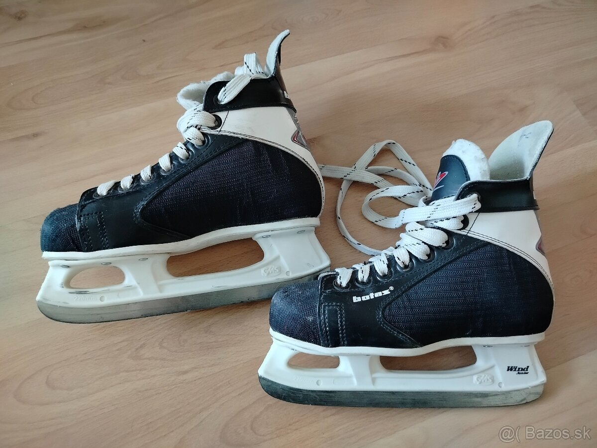 Chlapčenské ľadové korčule v. 35