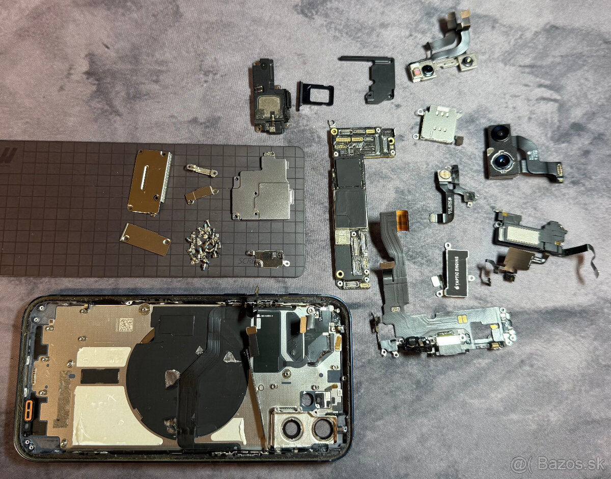 Apple iPhone 12 64 GB - na diely