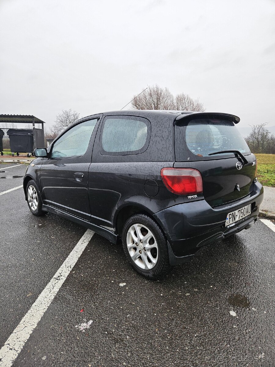 Yaris 1.3i Linea Luna
