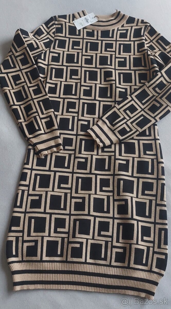 Dámske rolákové šaty