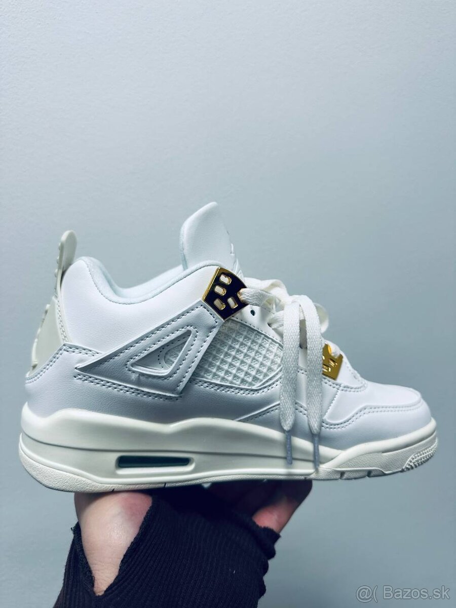Jordan 4 Metallic Gold