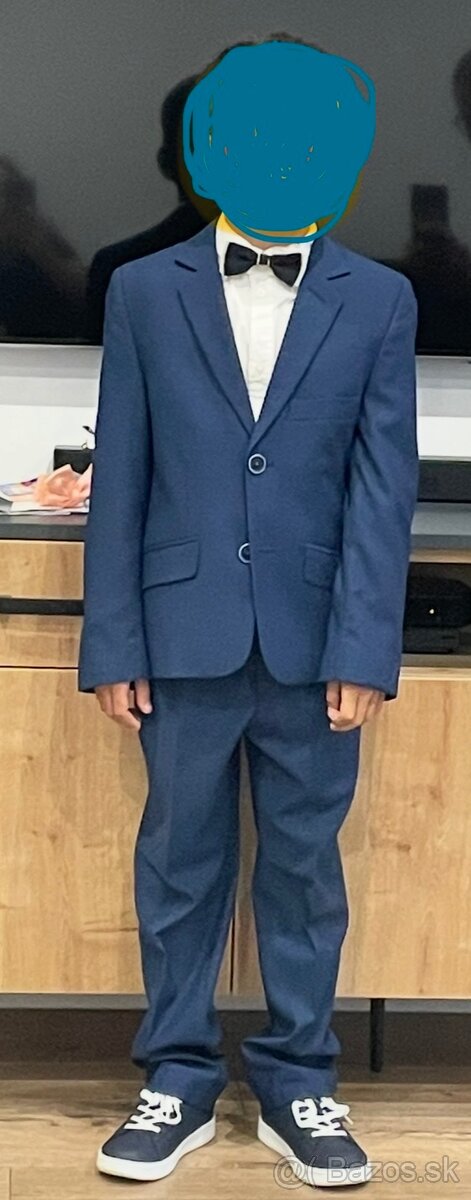 Chlapčenský oblek 128