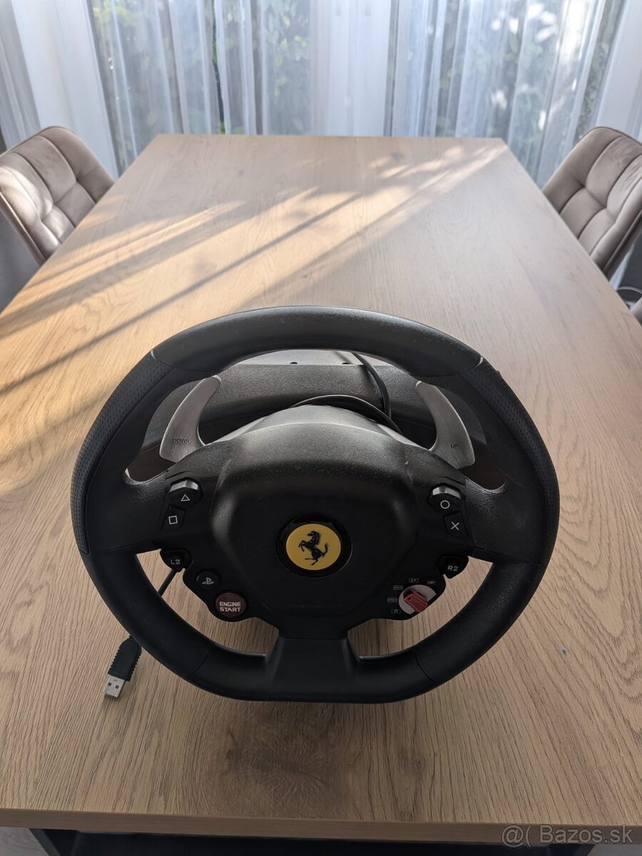 Volant Thrustmaster T80 Ferrari