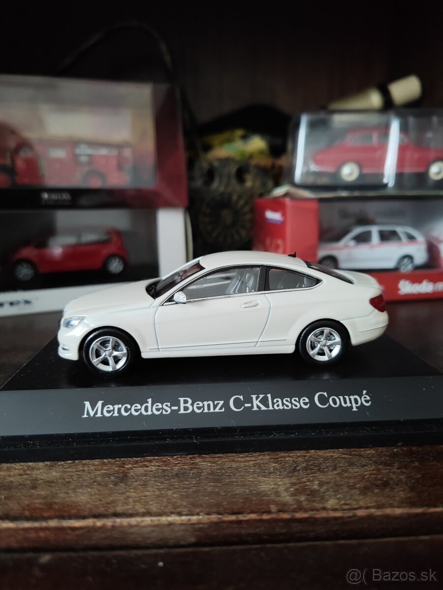 Mercedes Benz 1:43 časť 1