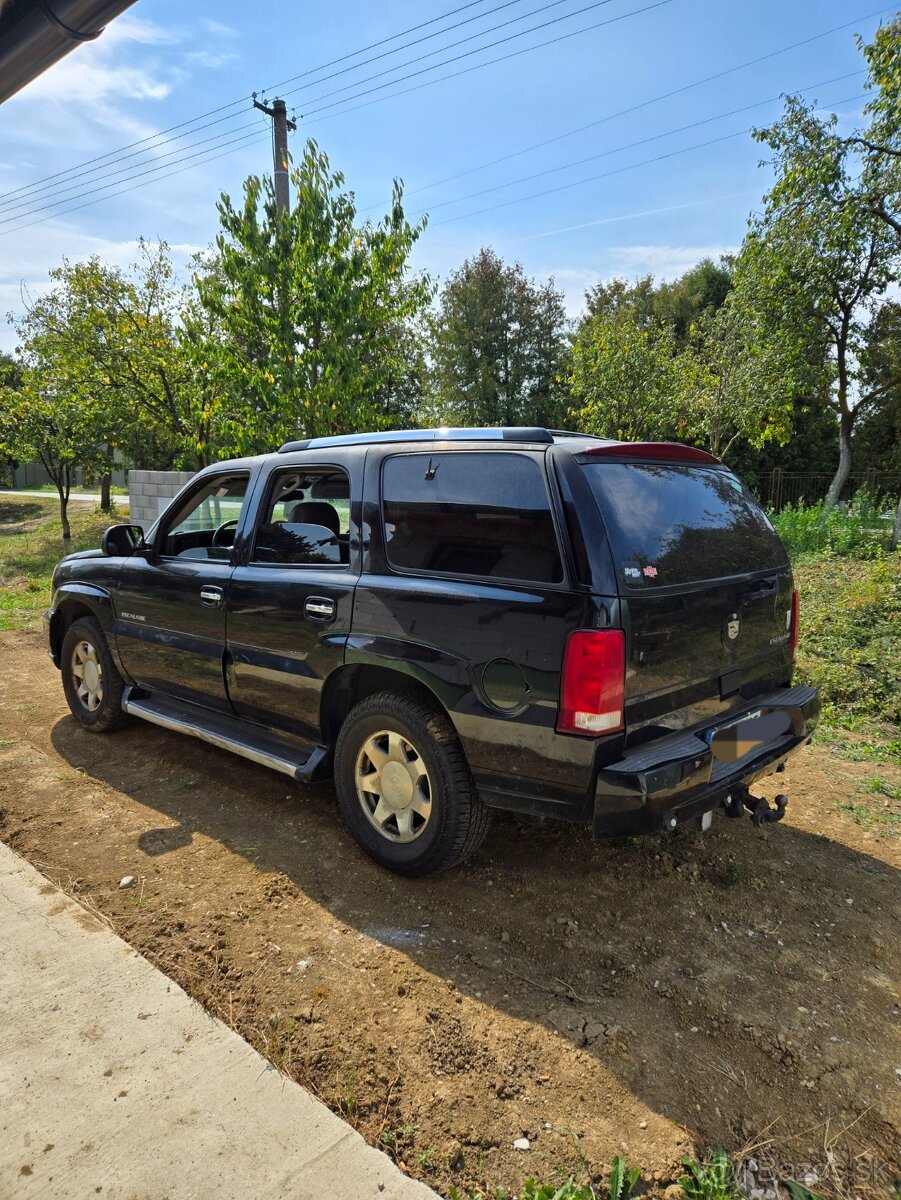 Predám CADILLAC ESCALADE