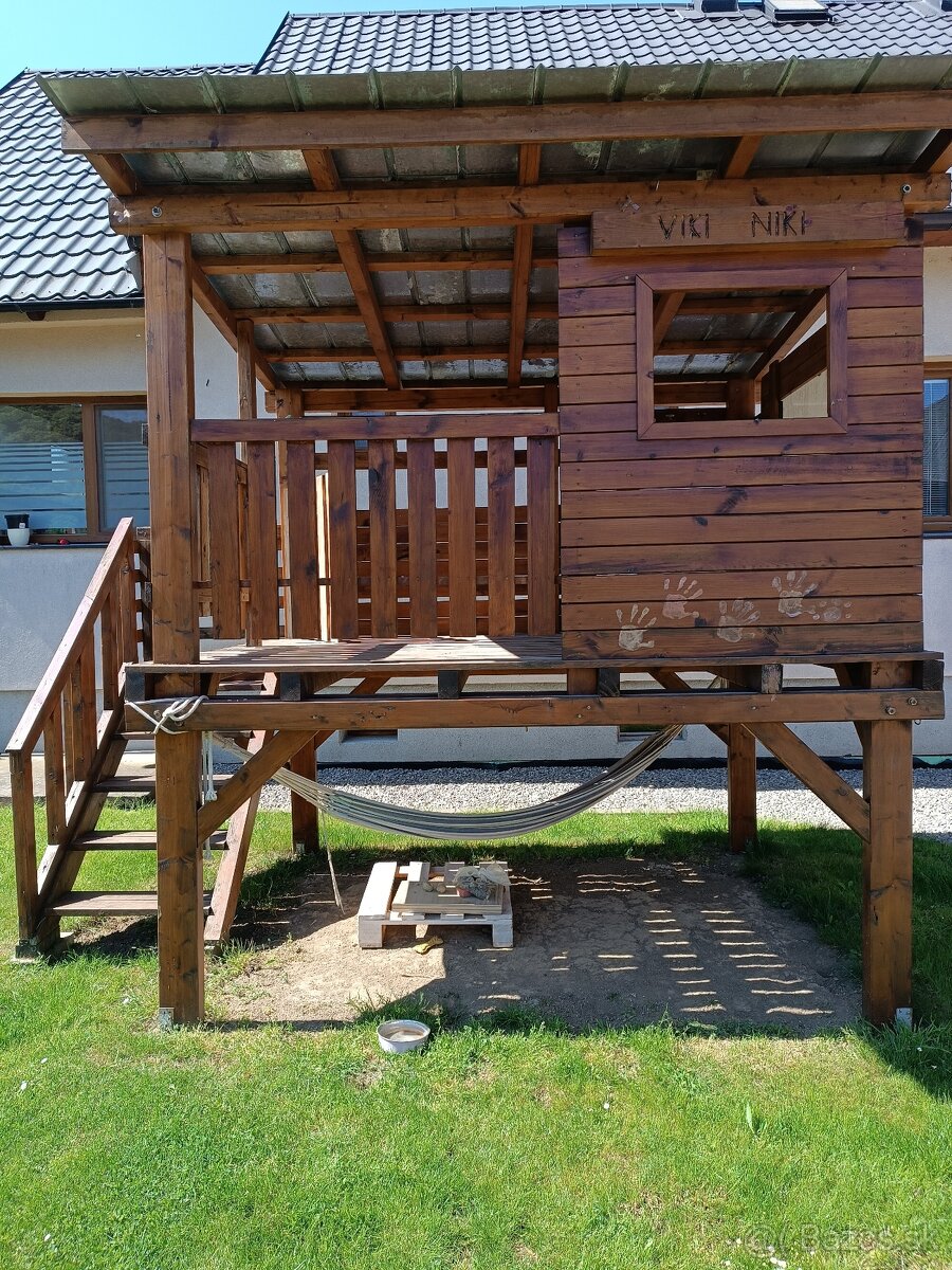 Detský záhradný domček