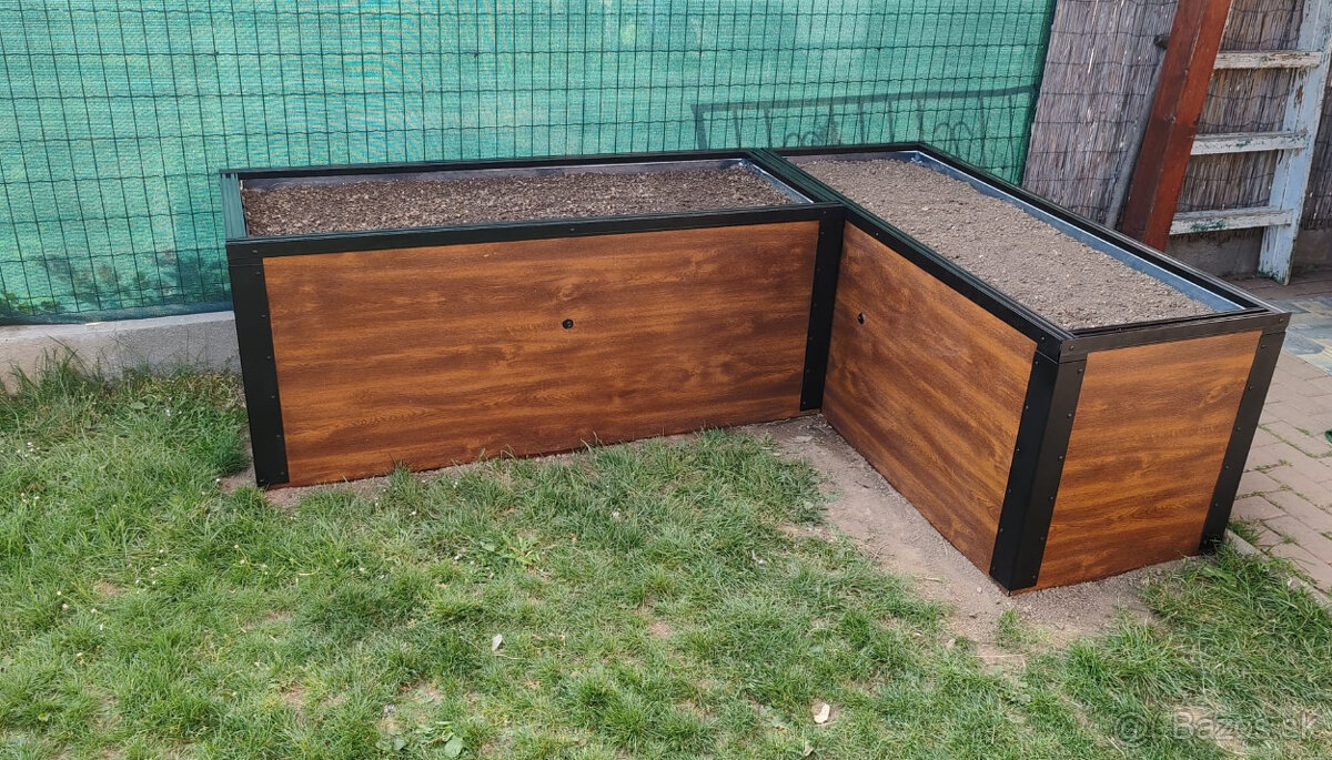 Vyvýšené záhony, vyvýšený záhon, kvetináče z PUR panelu