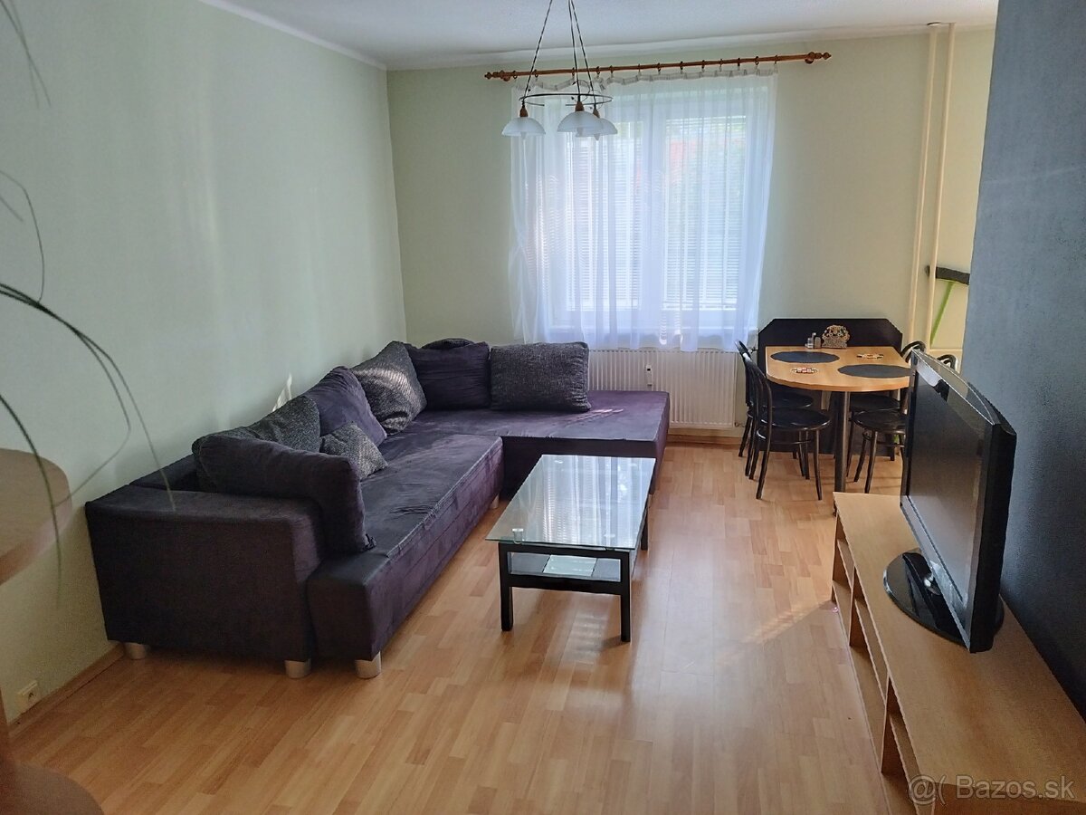 Trojizbový byt v Košiciach na prenájom