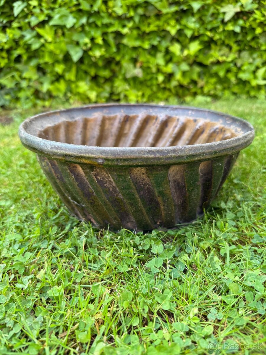 Vintage kolekcia- staré kuchynské a dekoratívne predmety