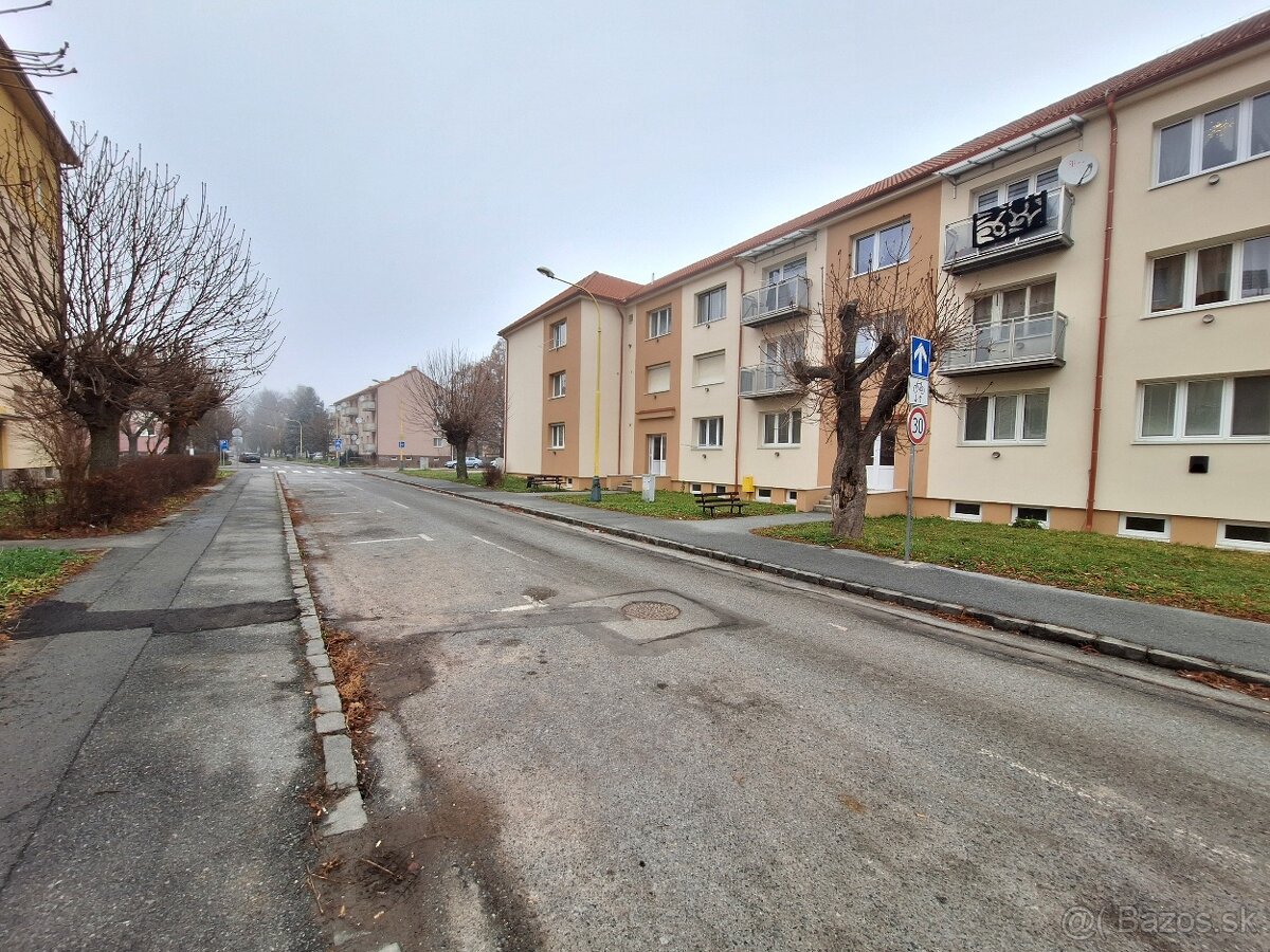 NA PREDAJ - NAJLACNEJŠÍ 2 IZBOVÝ BYT V PREŠOVE