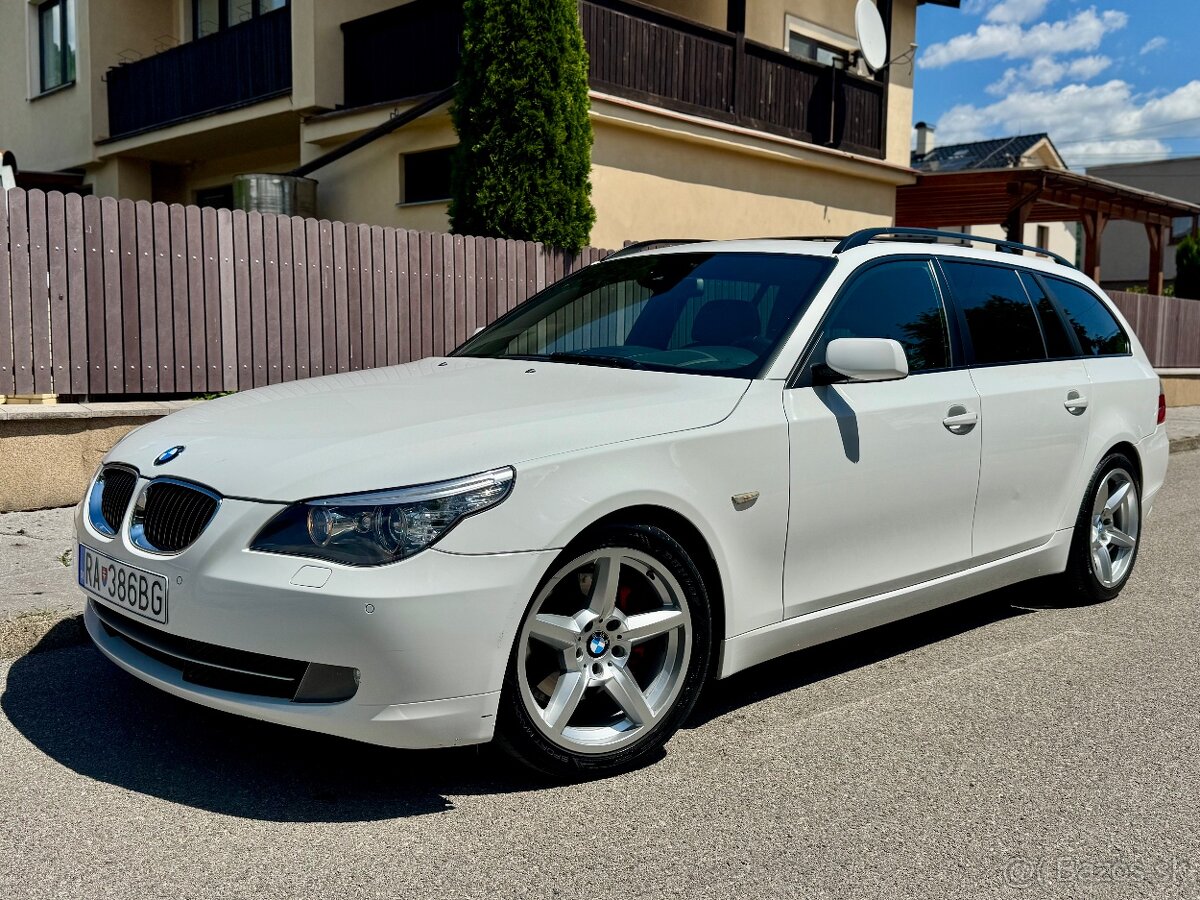 BMW E61 530d LCI INDIVIDUAL -SOFTCLOSE- PANORÁMA