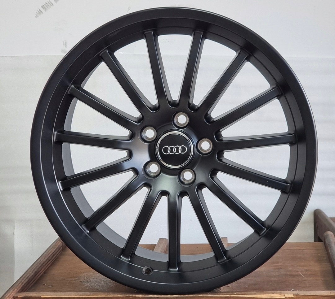 ✅ R19 ®️ Originál Audi 5x112 ET33 9J ✅ A5 A7 Q7 atď