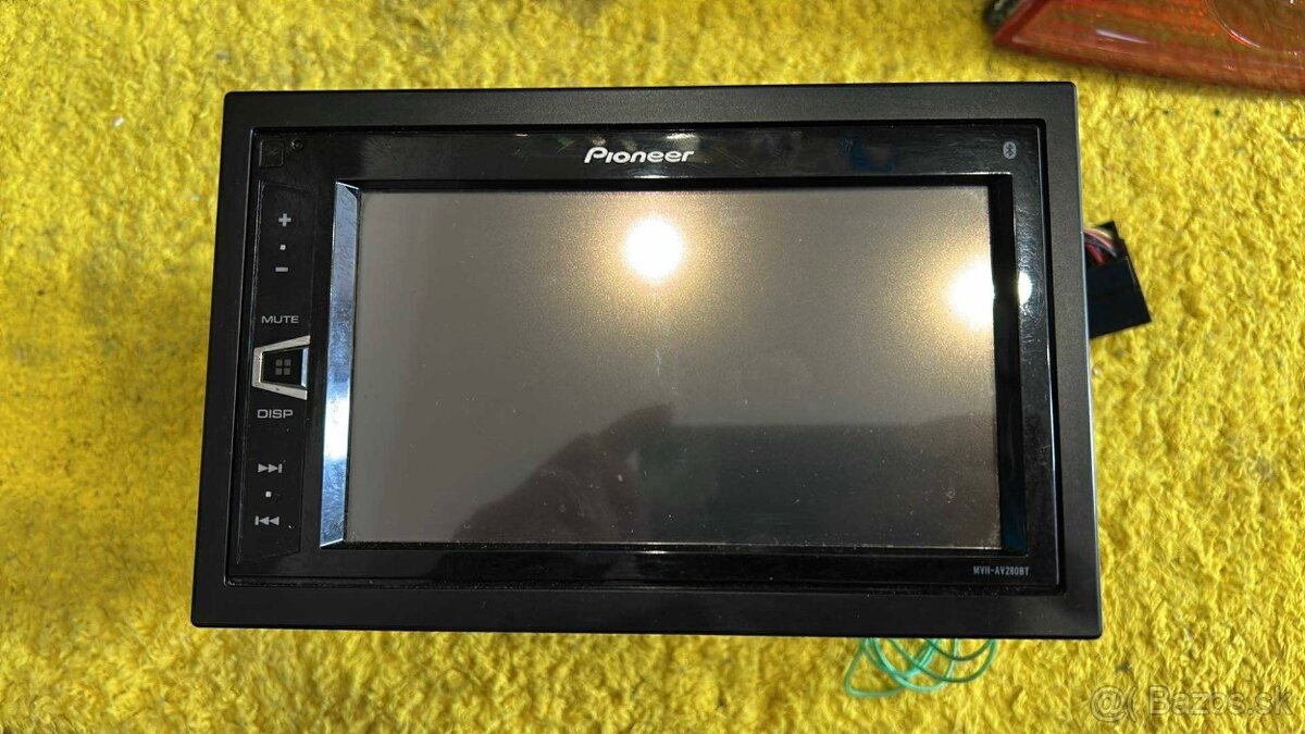 2din dotykové rádio Pioneer MVH-AV280BT