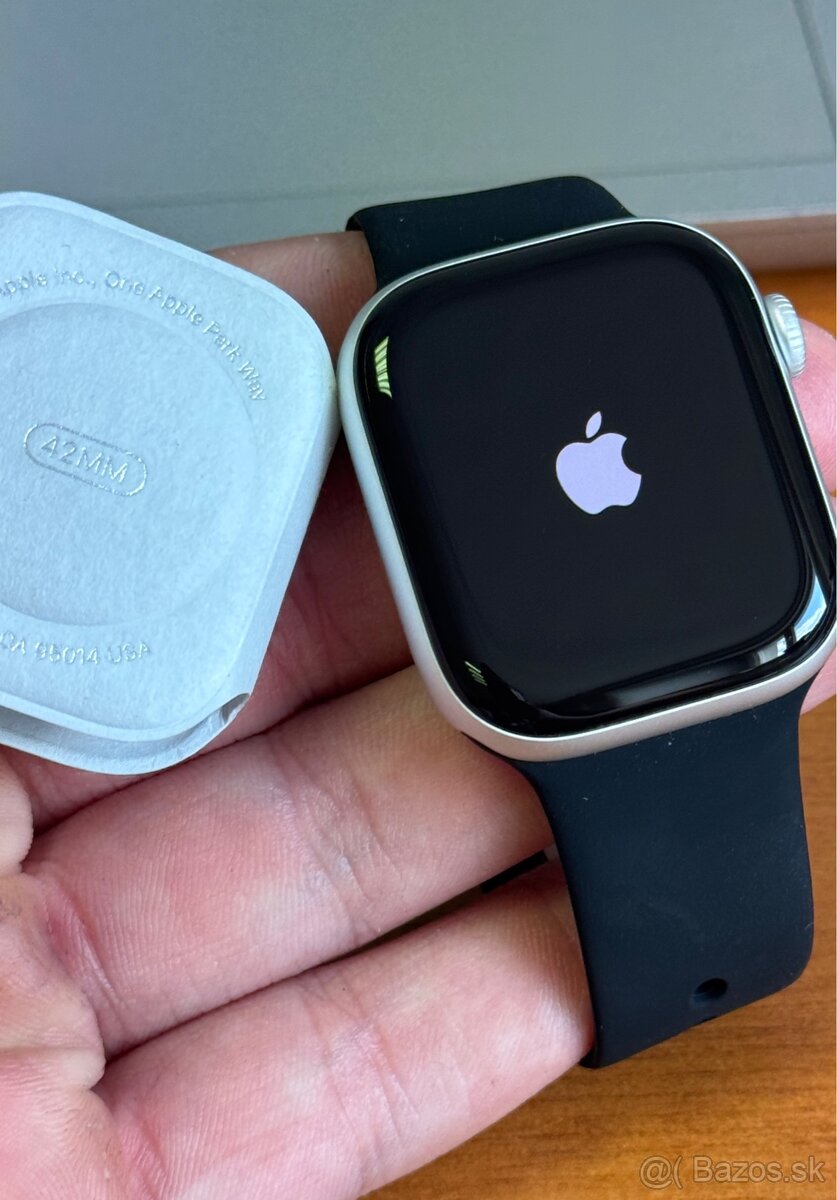 Apple Watch 10 42mm Silver GPS - nové rok záruka