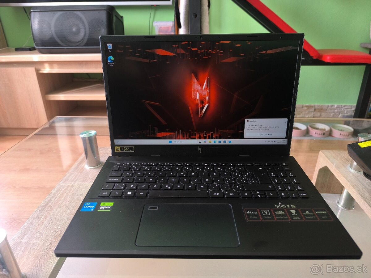 Acer nitro V15