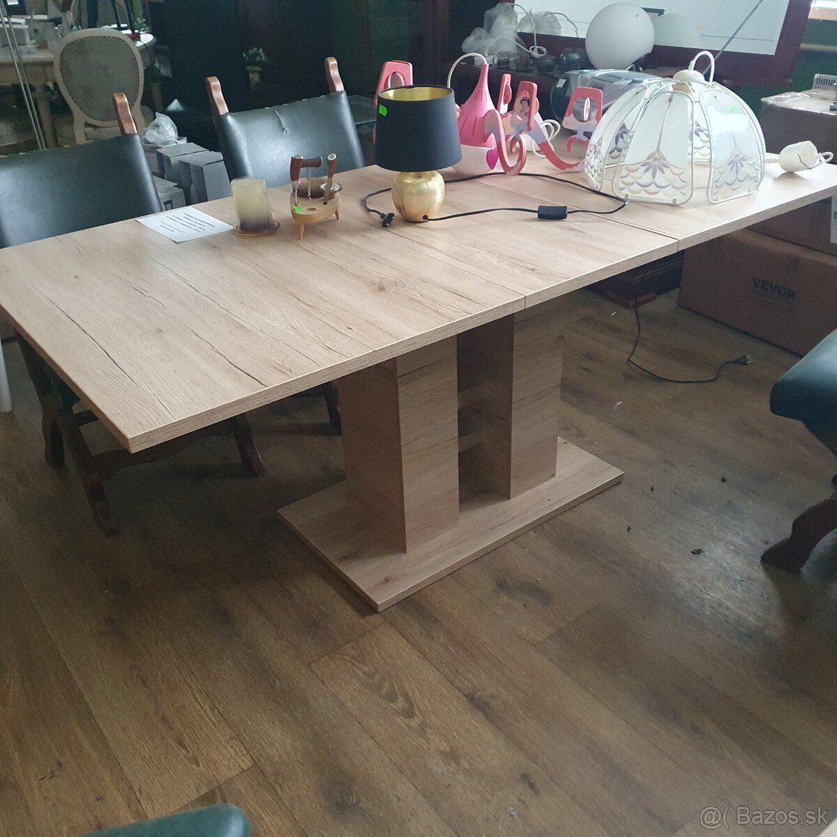 Predám rozkladací stôl