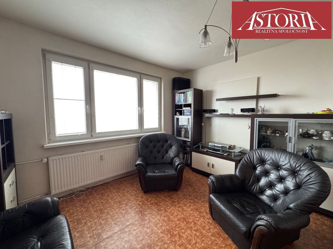 PREDAJ 2 - izbový byt Martin - Záturčie