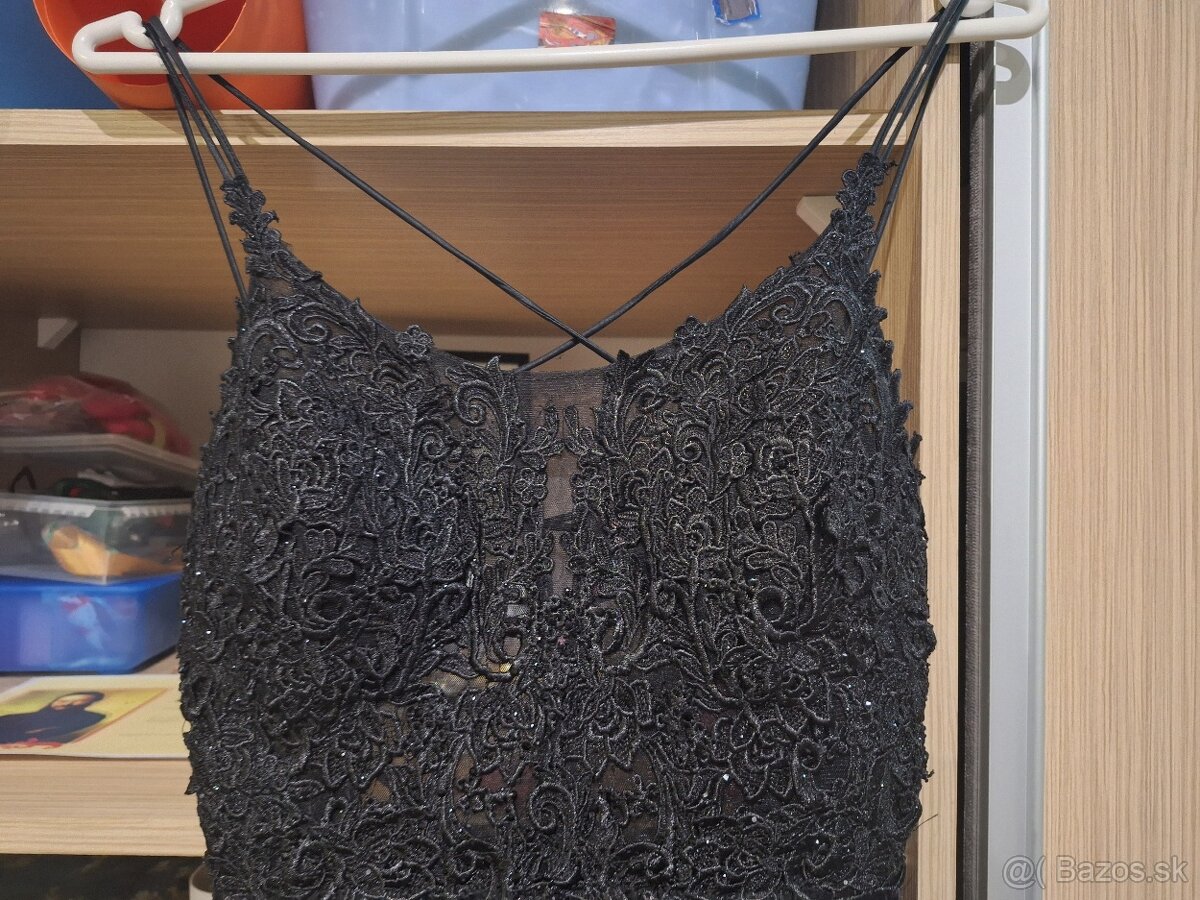 Plesové šaty/ Spoločenské šaty