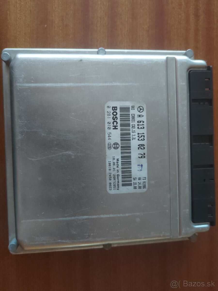 Mercedes jednotka E-Class W210 E320 ECU motora