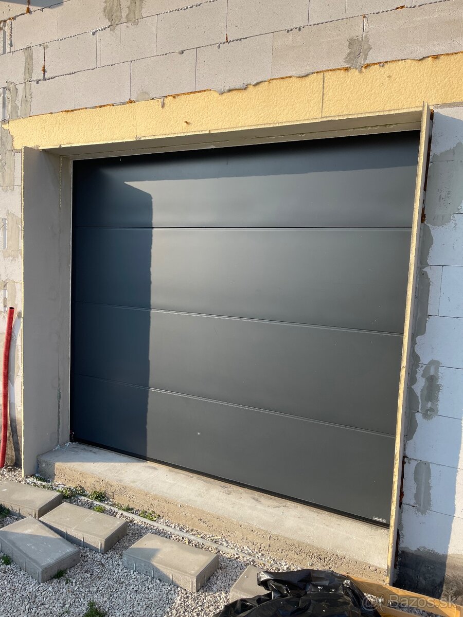 Garazova brana pemat