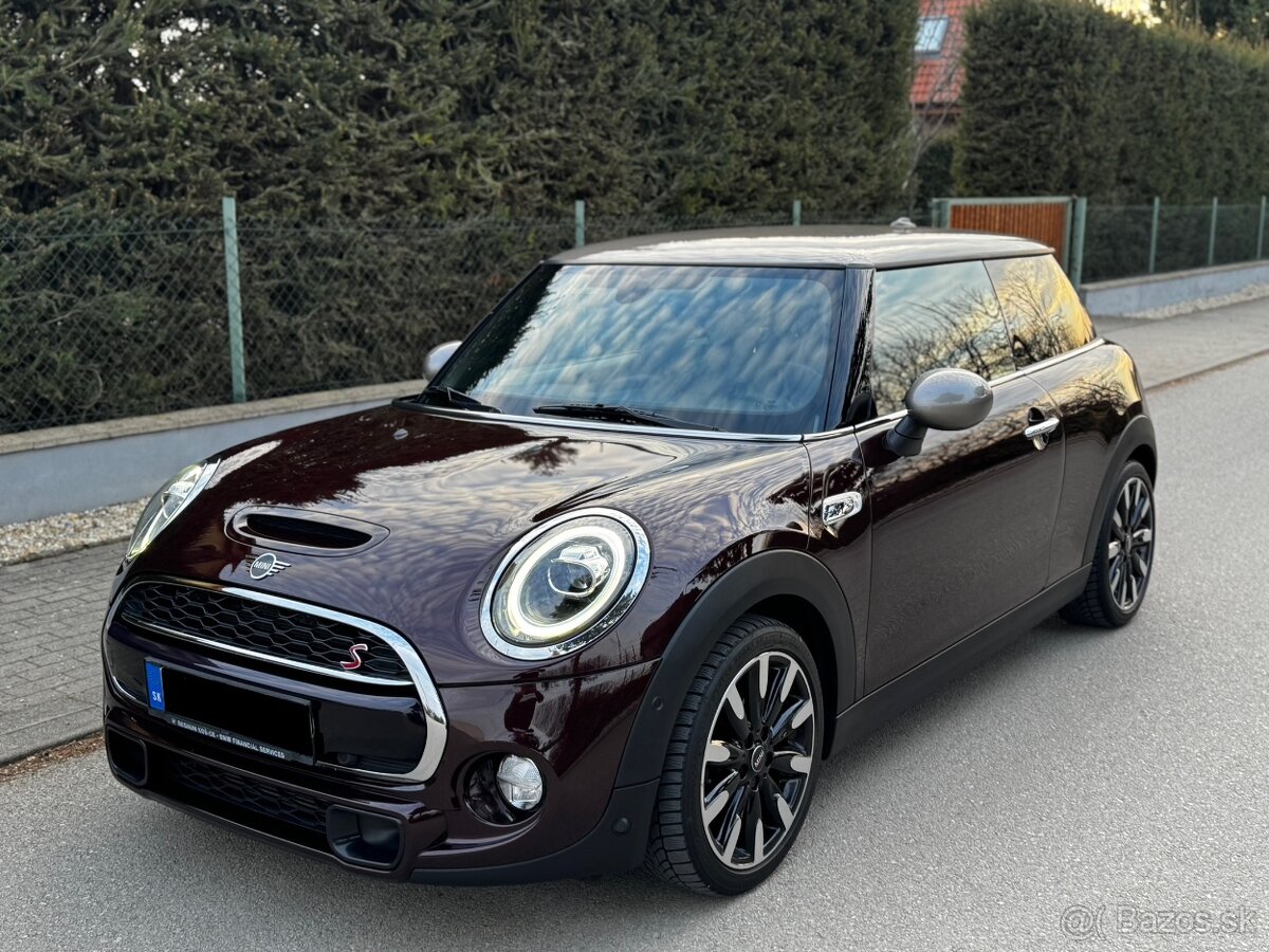 MINI Cooper S 2.0 Turbo Benzín r.v.2020 Kupovane nové v SR