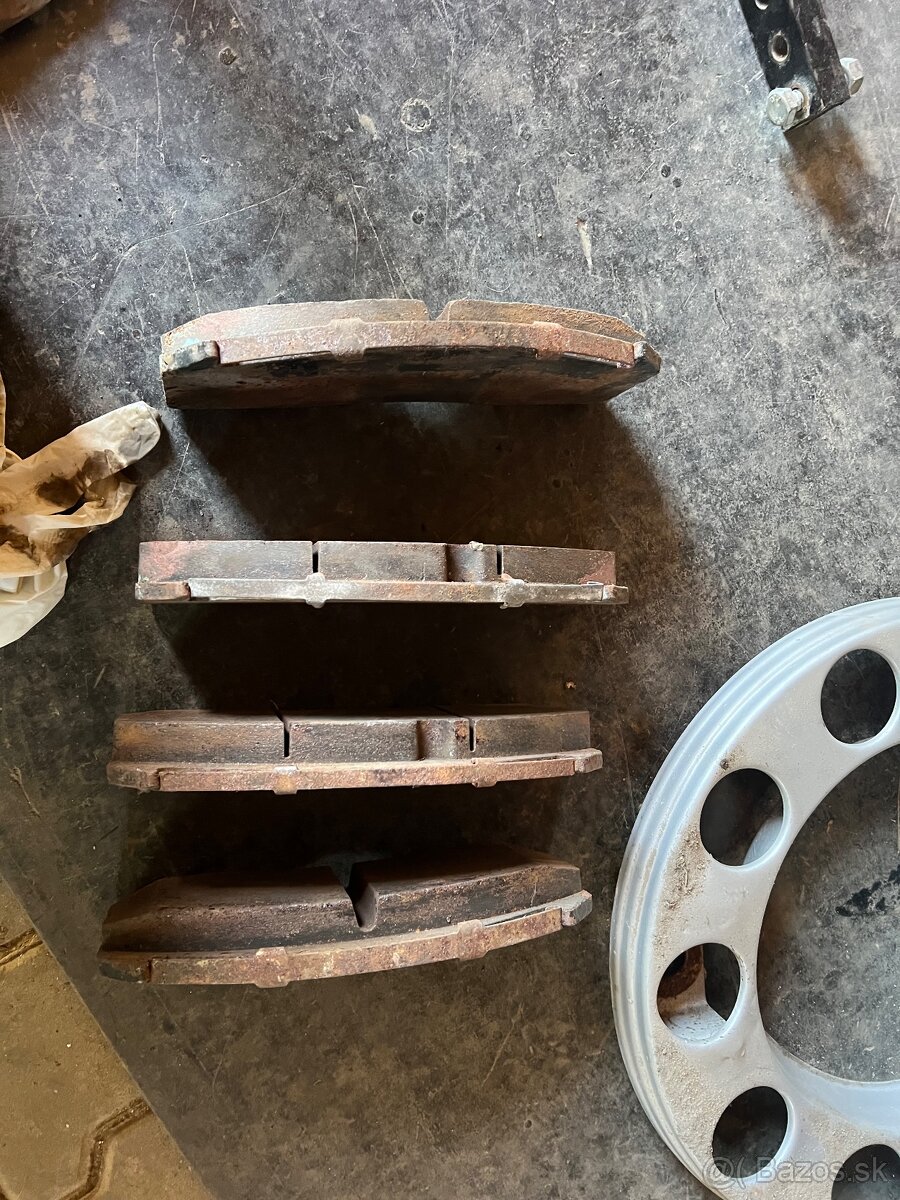 Predam nahradne diely na Volvo fh 12 Euro 3 4 5