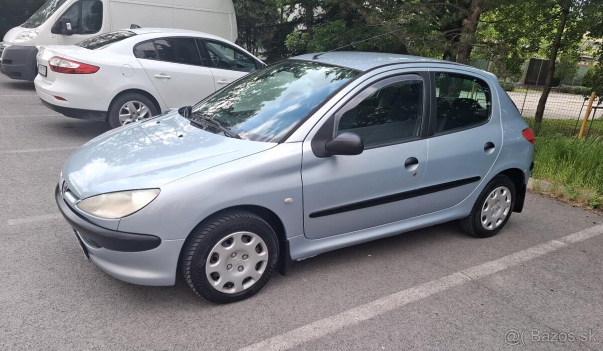Peugeot 206