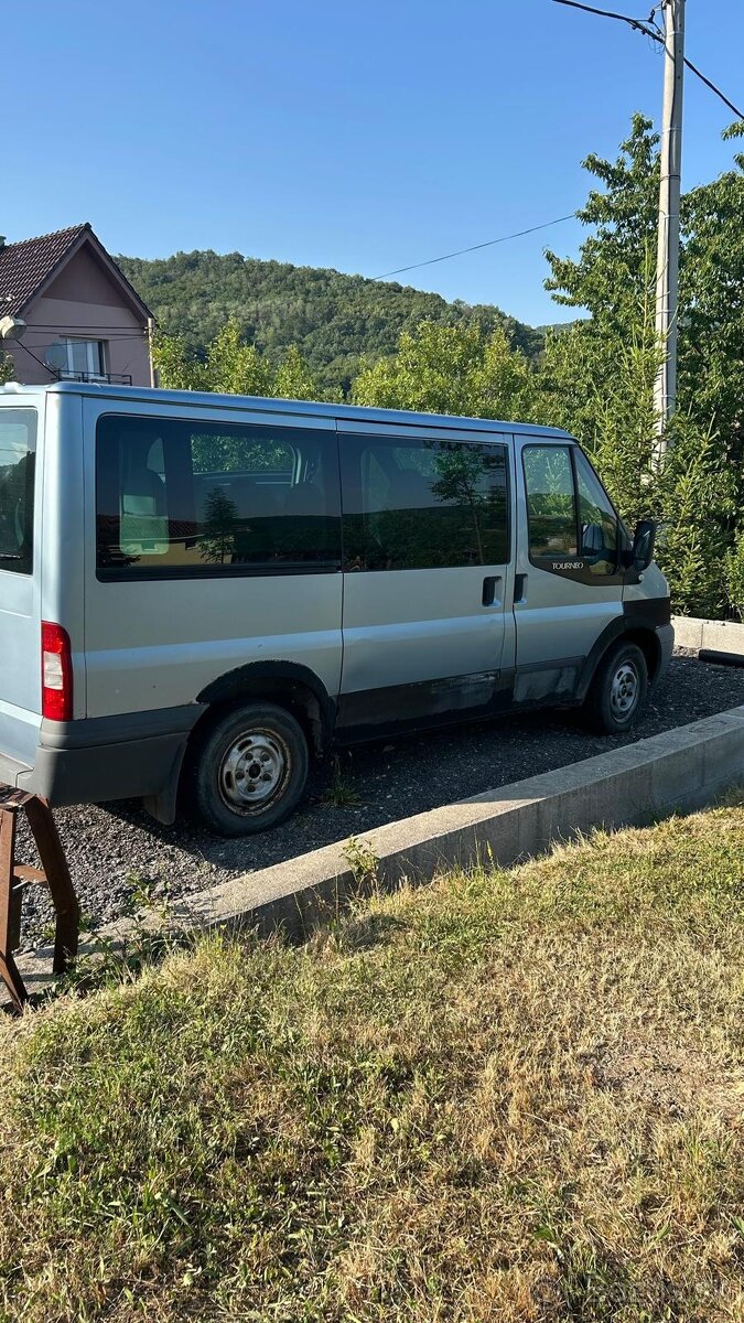 Ford TOURNEO