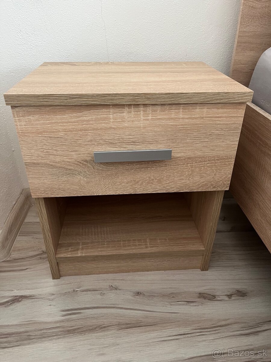 Nočný stolík